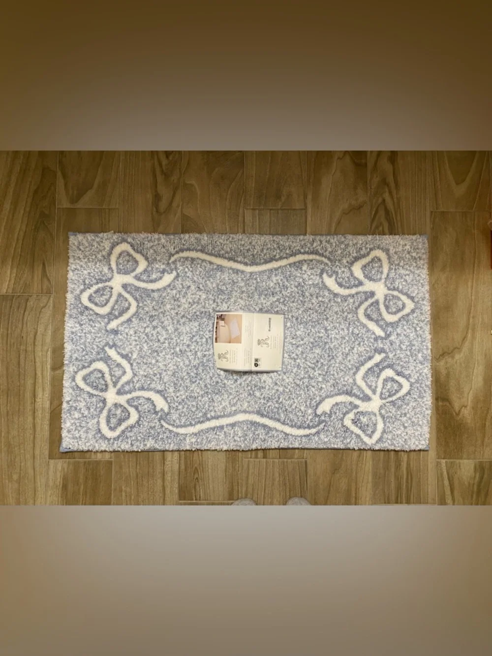 Rachel Ashwell ❤️White Bow Cozy Bath Rug 20x32”Sky Blue NWT